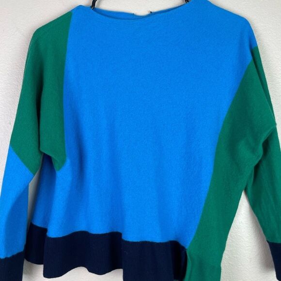 St. John Wool top - Picture 3 of 7